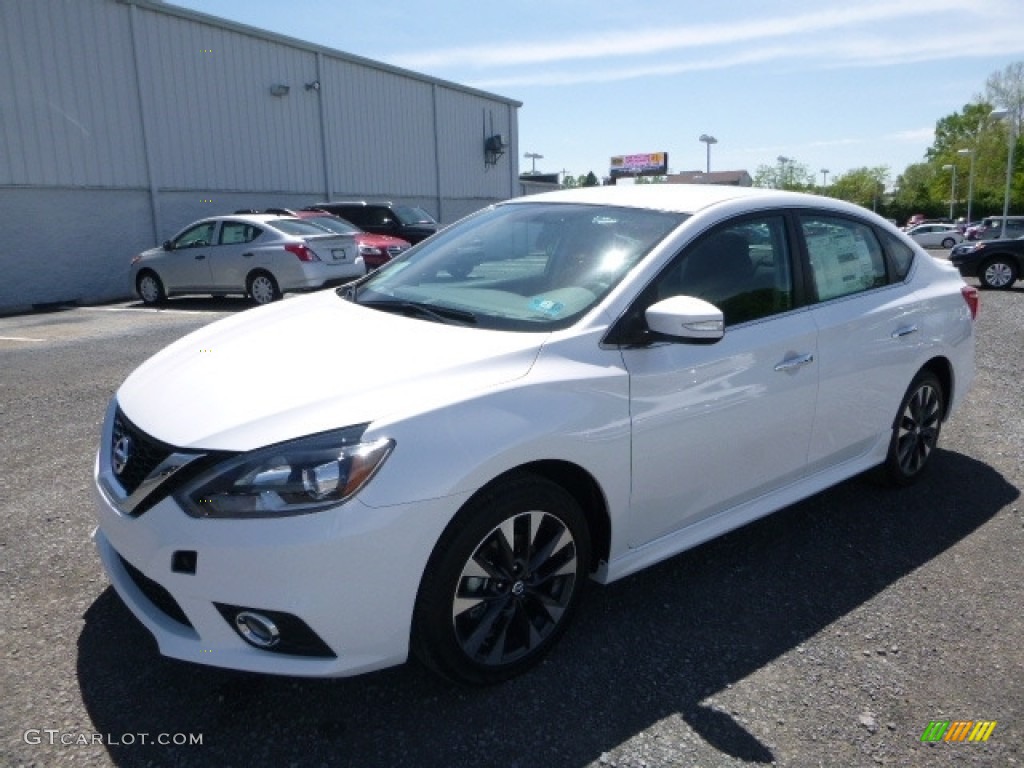 2017 Sentra SR - Aspen White / Charcoal photo #11