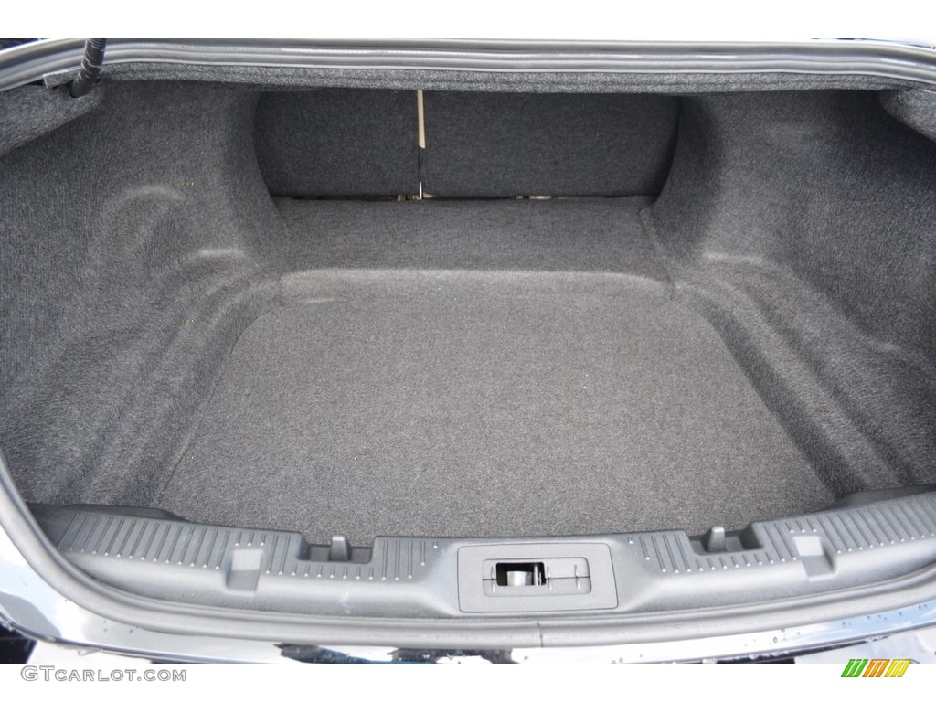 2017 Ford Taurus SEL Trunk Photo #120178319