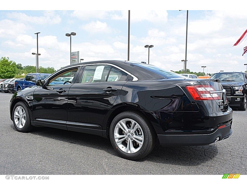 Shadow Black 2017 Ford Taurus SEL Exterior Photo #120178454