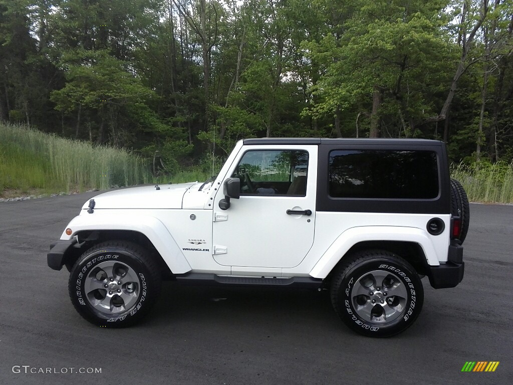 2017 Wrangler Sahara 4x4 - Bright White / Black/Dark Saddle photo #1