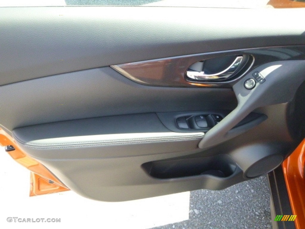 2017 Rogue S AWD - Monarch Orange / Charcoal photo #14