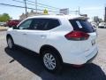 2017 Glacier White Nissan Rogue SV AWD  photo #9