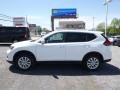 2017 Glacier White Nissan Rogue SV AWD  photo #10