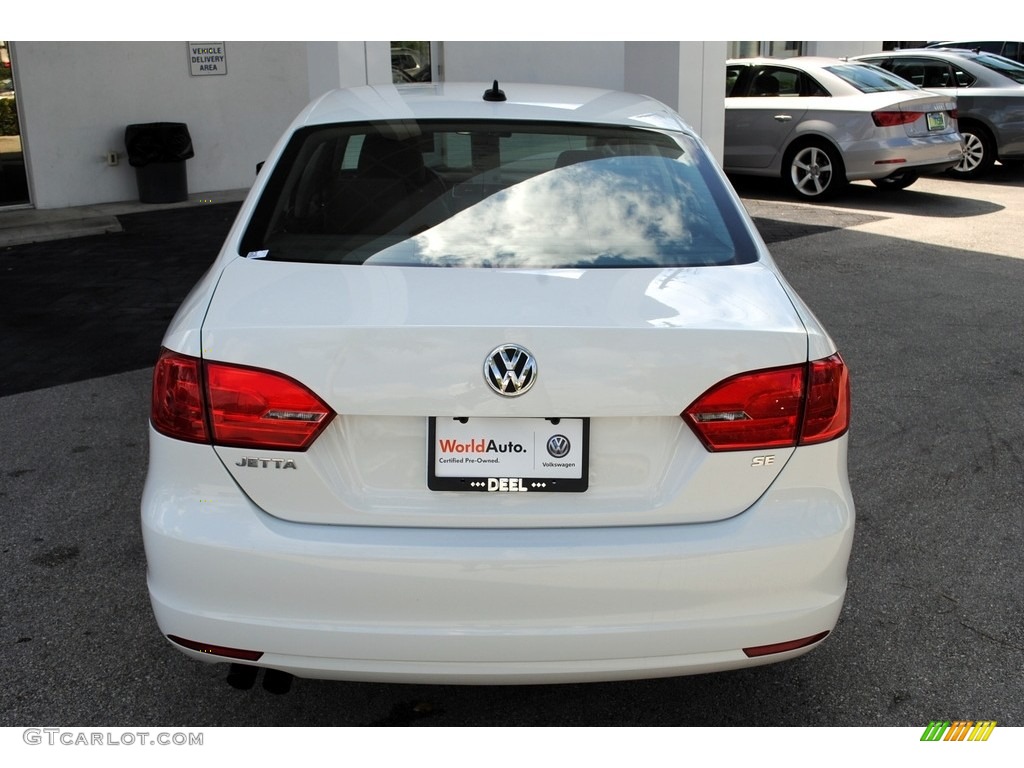 2014 Jetta SE Sedan - Pure White / Titan Black photo #8