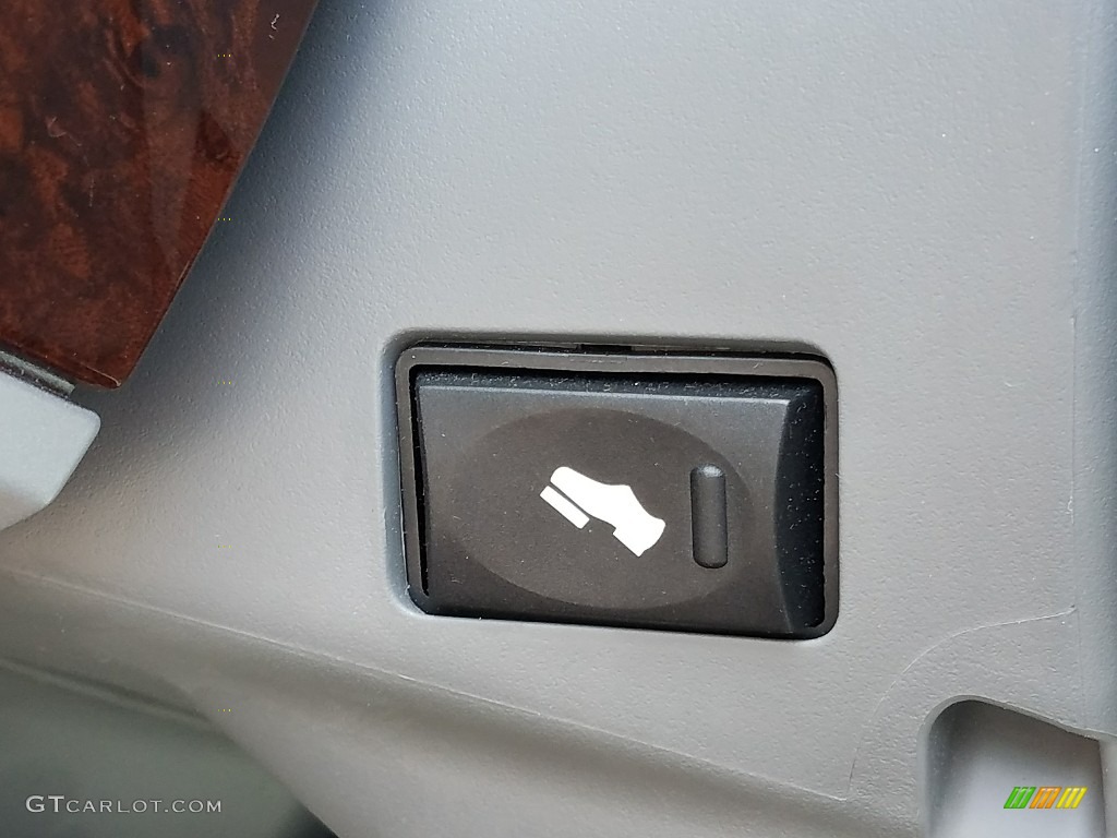 2009 Town & Country Touring - Deep Crimson Crystal Pearl / Medium Slate Gray/Light Shale photo #18