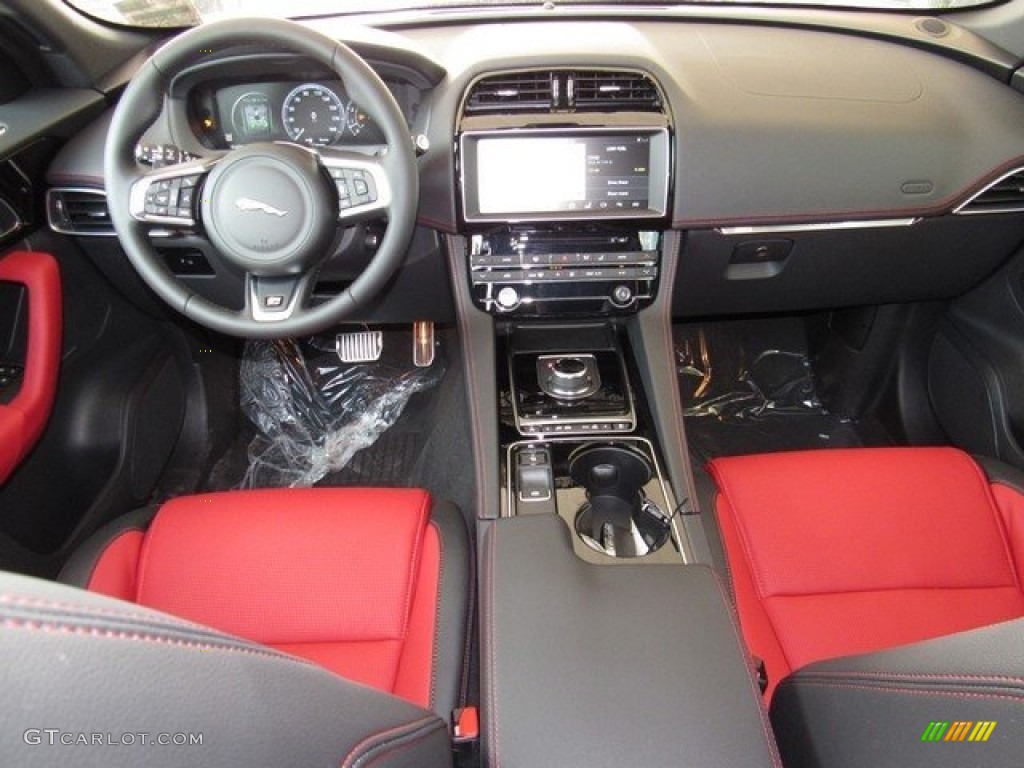 Jet w/Red Interior 2017 Jaguar F-PACE 35t AWD R-Sport Photo #120182650
