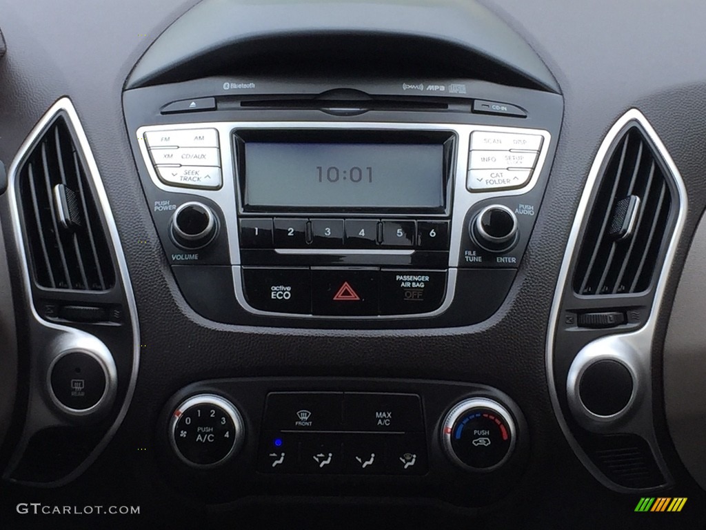 2013 Tucson GLS AWD - Cotton White / Taupe photo #14