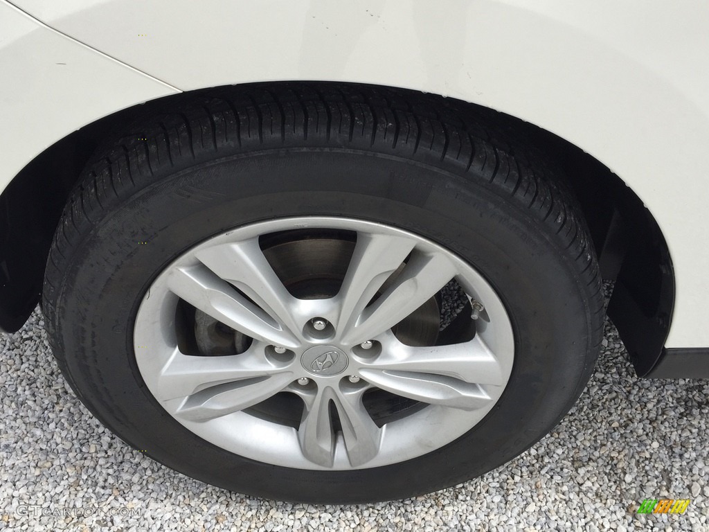 2013 Tucson GLS AWD - Cotton White / Taupe photo #29