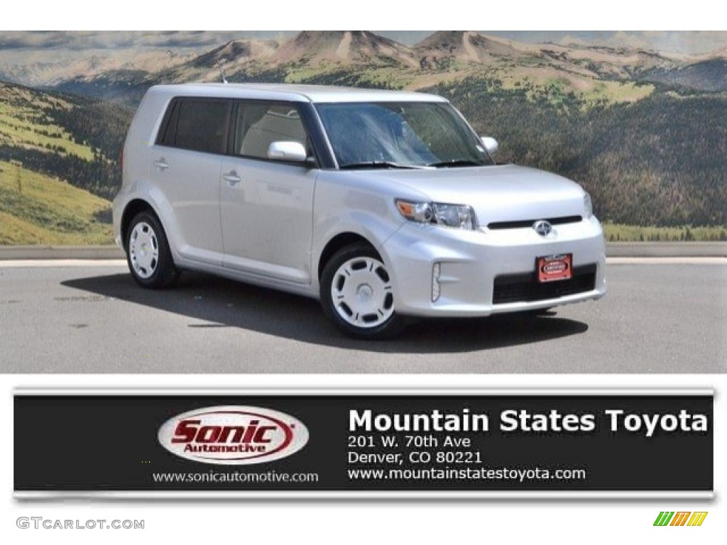 2013 xB  - Classic Silver Metallic / Dark Gray photo #1