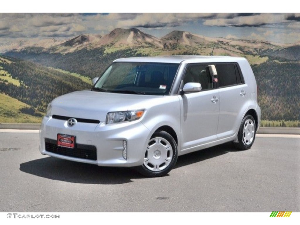 2013 xB  - Classic Silver Metallic / Dark Gray photo #5