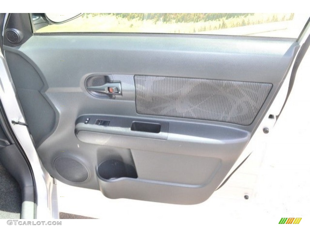 2013 xB  - Classic Silver Metallic / Dark Gray photo #22