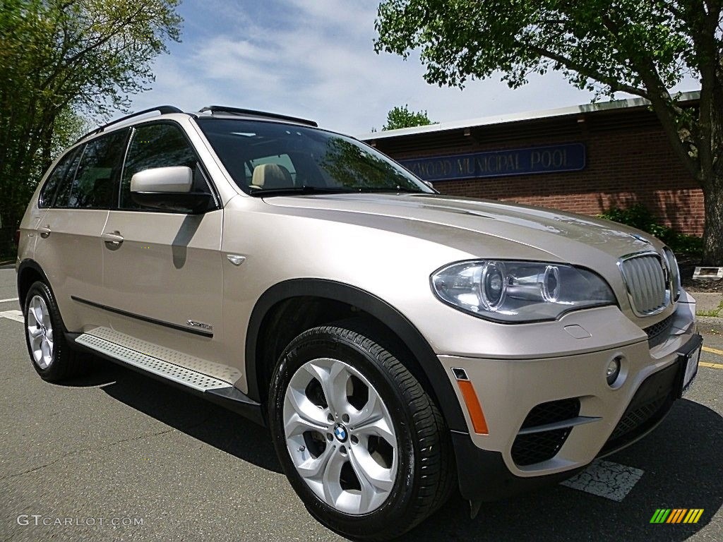 2013 X5 xDrive 50i - Orion Silver Metallic / Sand Beige photo #7