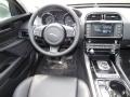 Ultimate Black - XE 25t Premium Photo No. 13