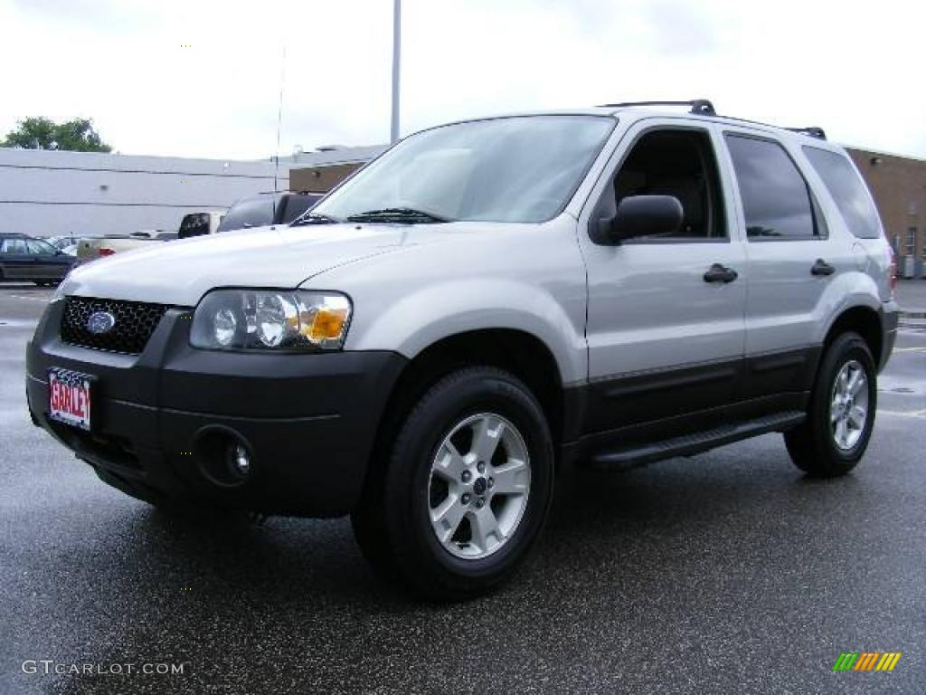 Silver Metallic Ford Escape