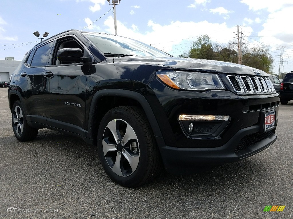 2017 Compass Latitude 4x4 - Black / Black photo #1