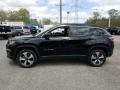 2017 Black Jeep Compass Latitude 4x4  photo #3