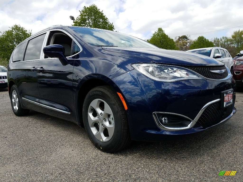 Jazz Blue Pearl Chrysler Pacifica