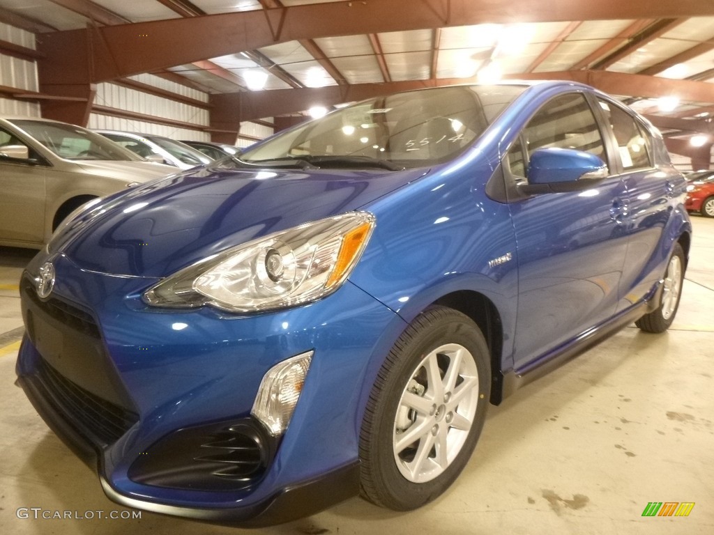 2017 Prius c One - Blue Streak Metallic / Gray photo #4