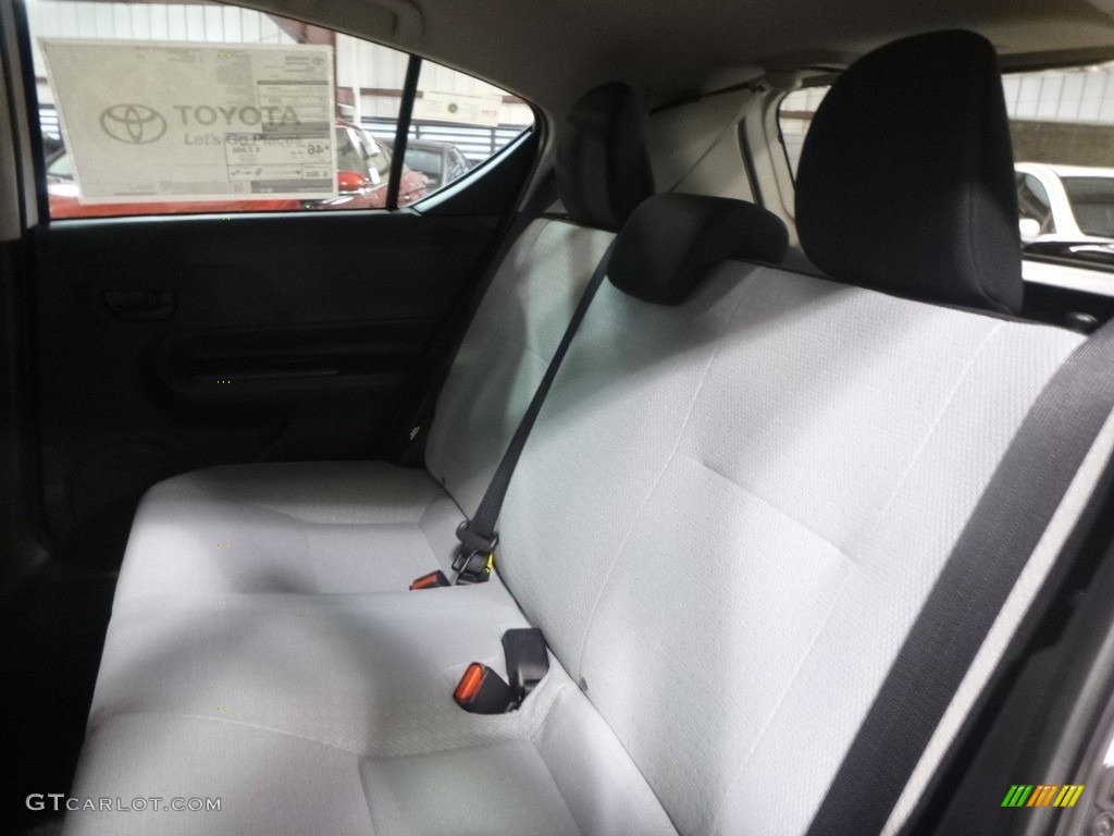 2017 Prius c One - Moonglow / Gray photo #7