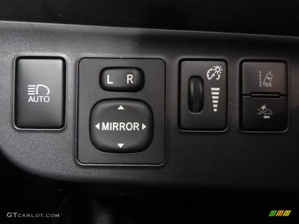 2017 Prius c One - Moonglow / Gray photo #14