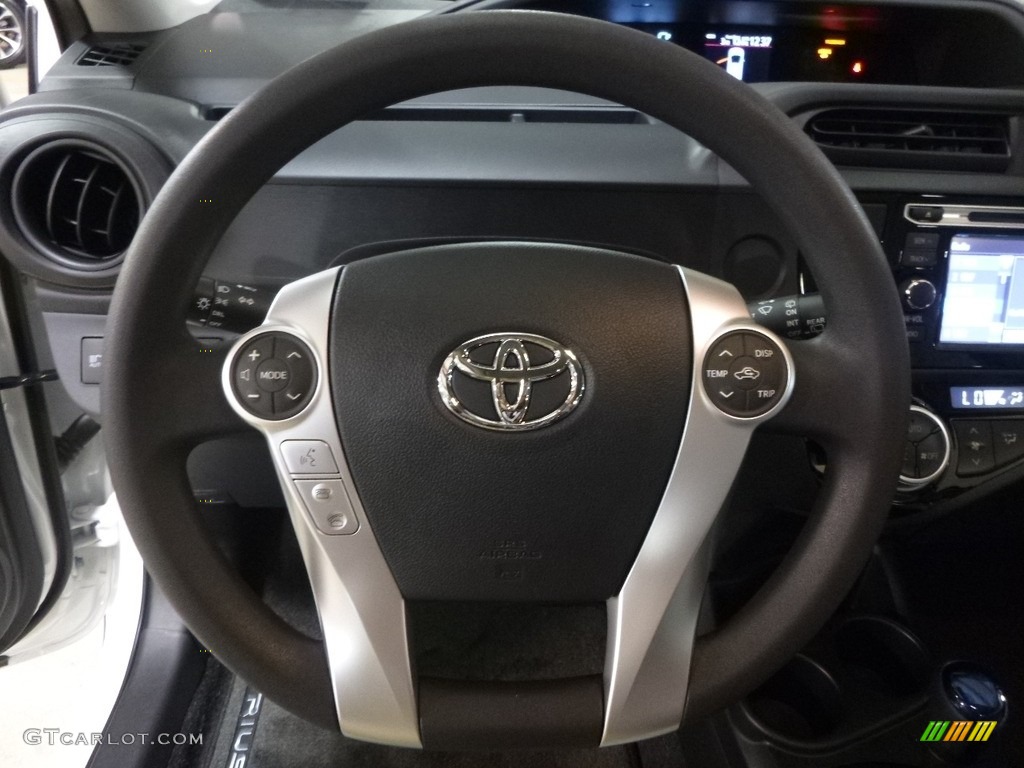 2017 Toyota Prius c One Steering Wheel Photos