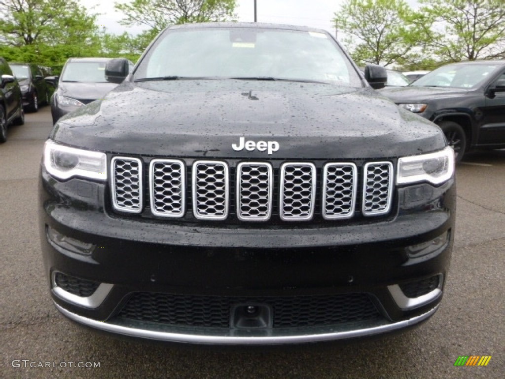 2017 Grand Cherokee Summit 4x4 - Diamond Black Crystal Pearl / Black photo #12