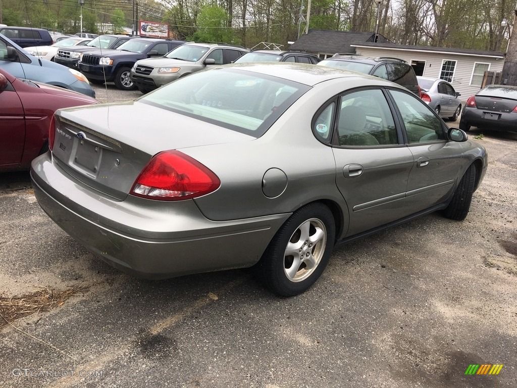 2004 Taurus SES Sedan - Arizona Beige Metallic / Medium Parchment photo #3