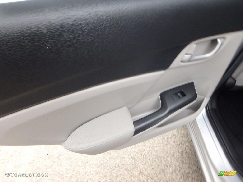 2014 Civic LX Sedan - Alabaster Silver Metallic / Gray photo #18