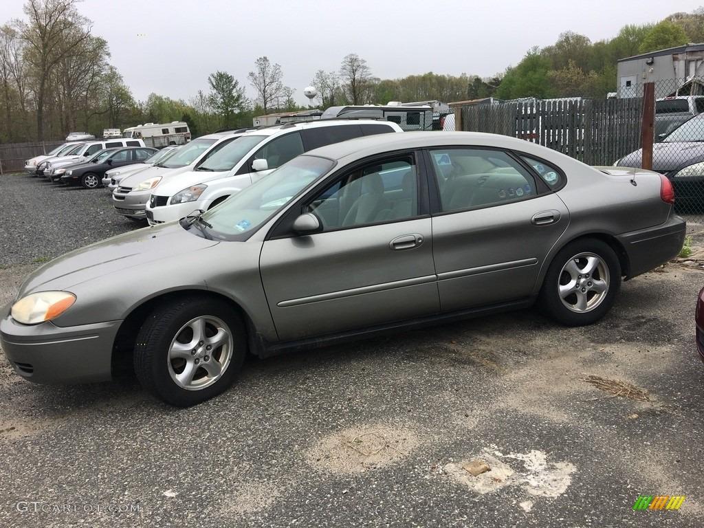 2004 Taurus SES Sedan - Arizona Beige Metallic / Medium Parchment photo #6