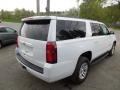 Summit White - Suburban LS 4WD Photo No. 5