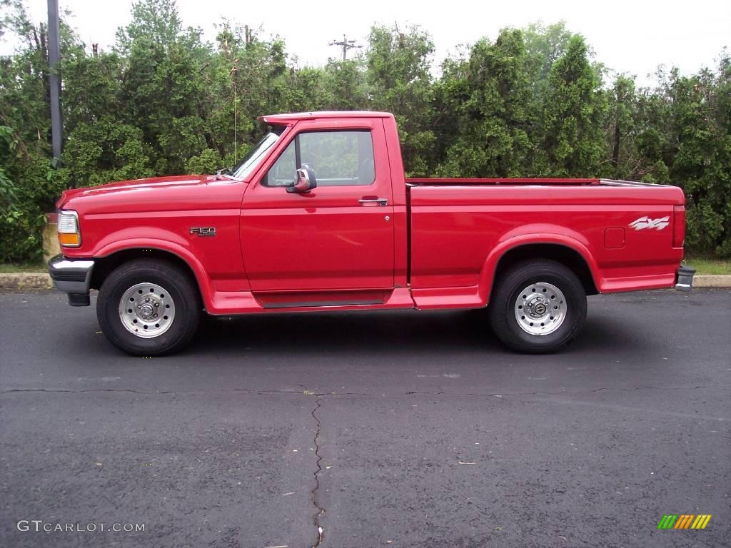 1995 F150 XLT Regular Cab 4x4 - Ultra Red / Gray photo #19