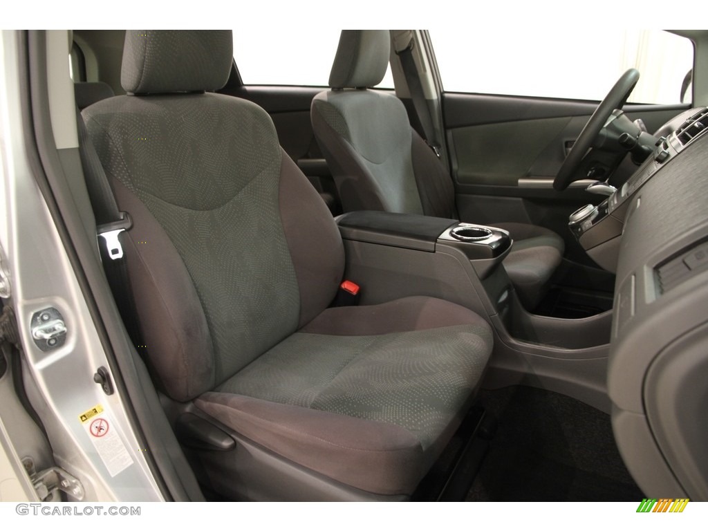 2014 Prius v Three - Classic Silver Metallic / Dark Gray photo #13