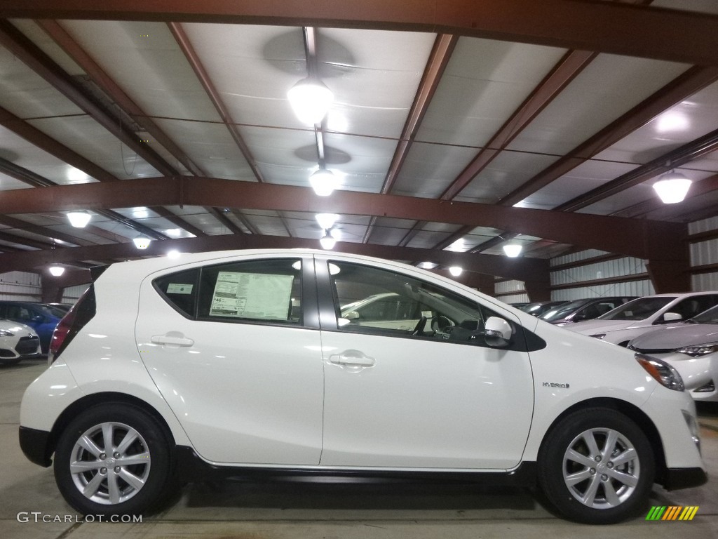 2017 Prius c Three - Moonglow / Black photo #2