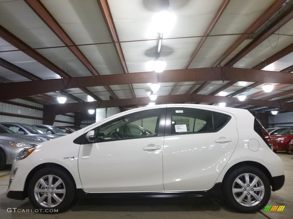 2017 Prius c Three - Moonglow / Black photo #3