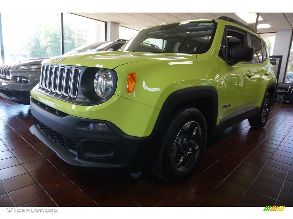 2017 Renegade Sport - Hypergreen / Black photo #3