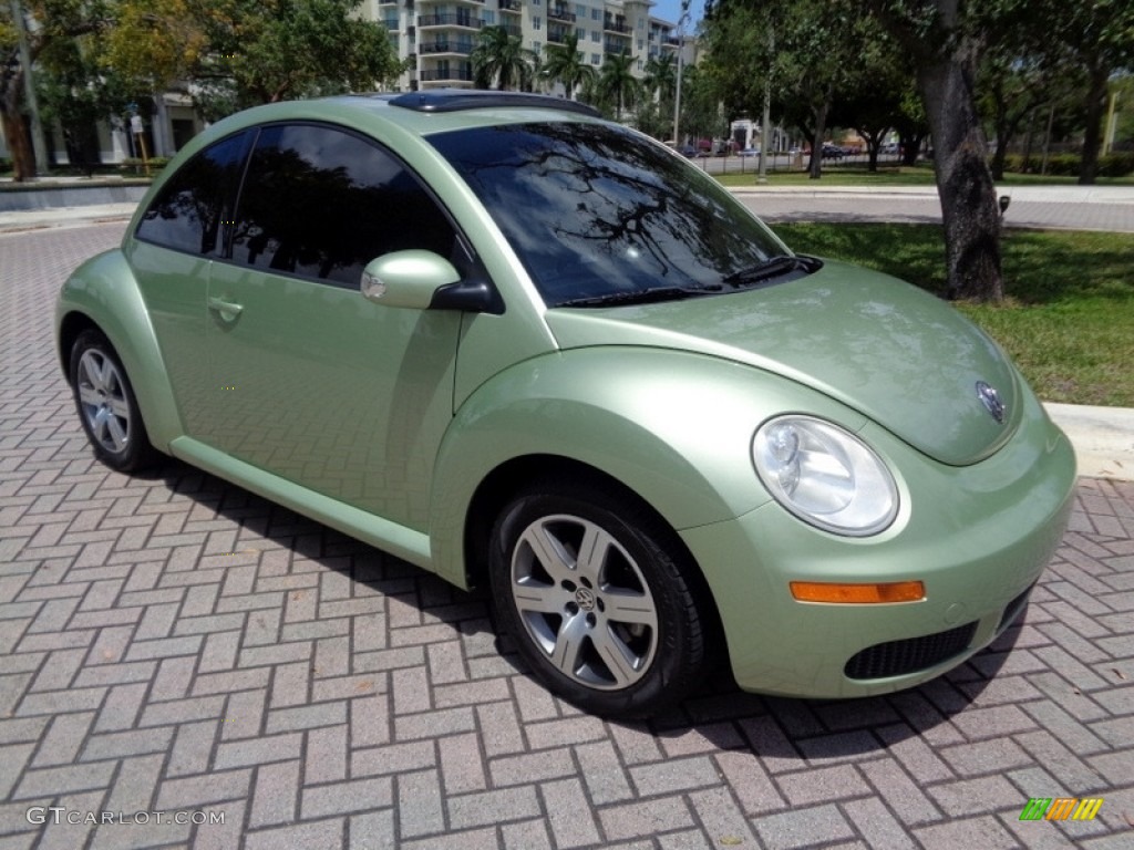 2006 Volkswagen New Beetle TDI Coupe Exterior Photos