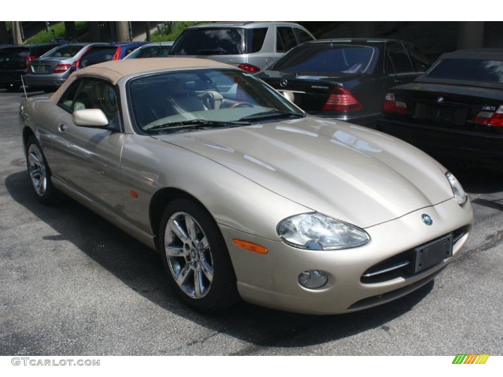 2006 XK XK8 Convertible - Satin Silver Metallic / Ivory photo #4