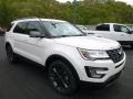 2017 Oxford White Ford Explorer XLT 4WD  photo #3