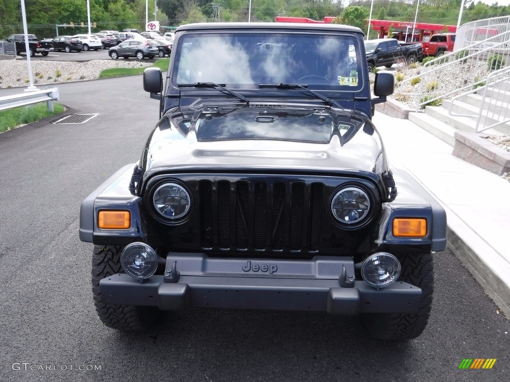 2004 Wrangler Sport 4x4 - Black / Dark Slate Gray photo #4