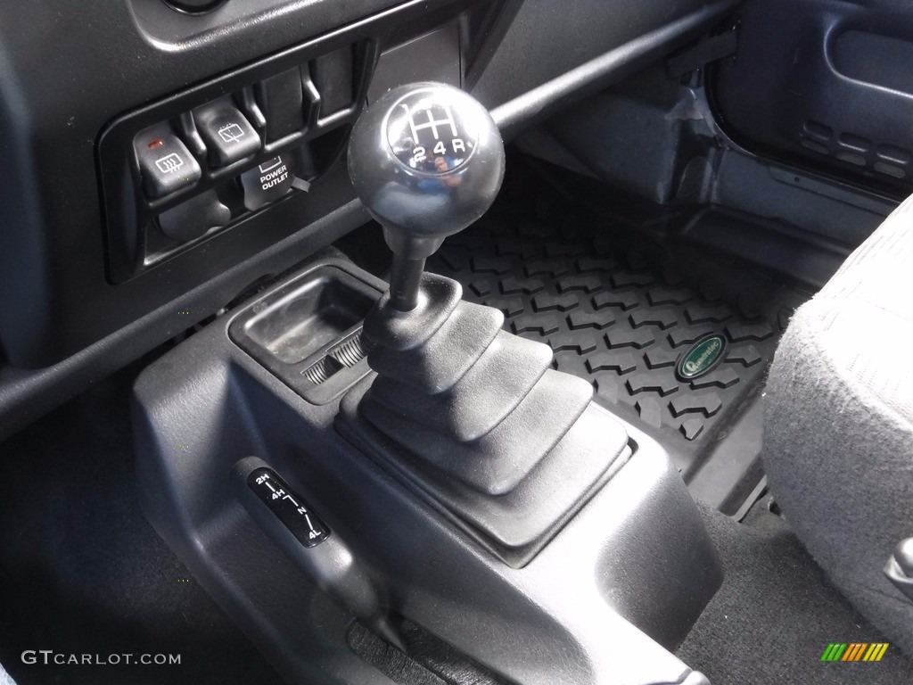 2004 Wrangler Sport 4x4 - Black / Dark Slate Gray photo #16