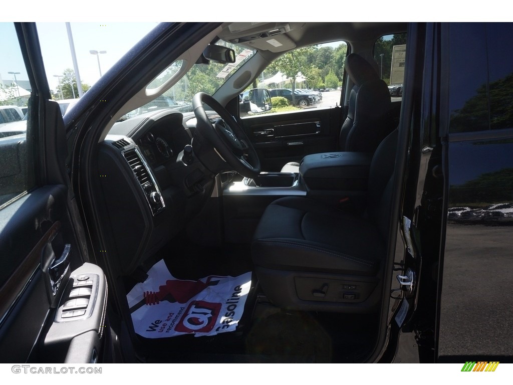 2017 3500 Laramie Crew Cab 4x4 Dual Rear Wheel - Brilliant Black Crystal Pearl / Black photo #7