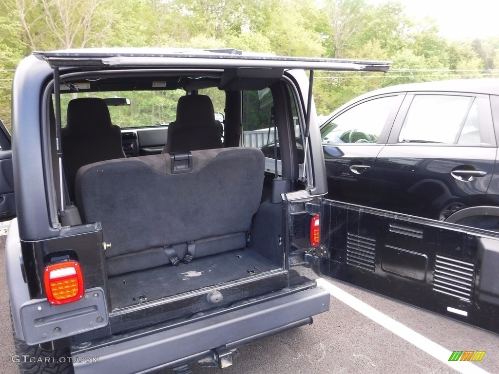 2004 Wrangler Sport 4x4 - Black / Dark Slate Gray photo #21