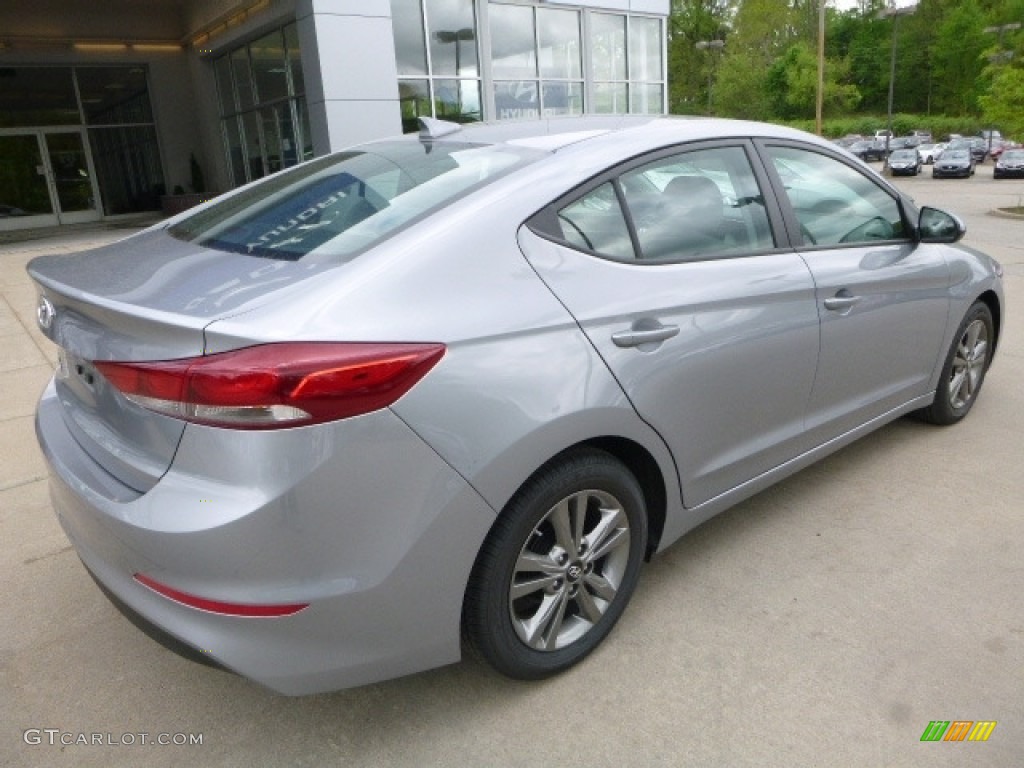 2017 Elantra SE - Gray / Gray photo #2