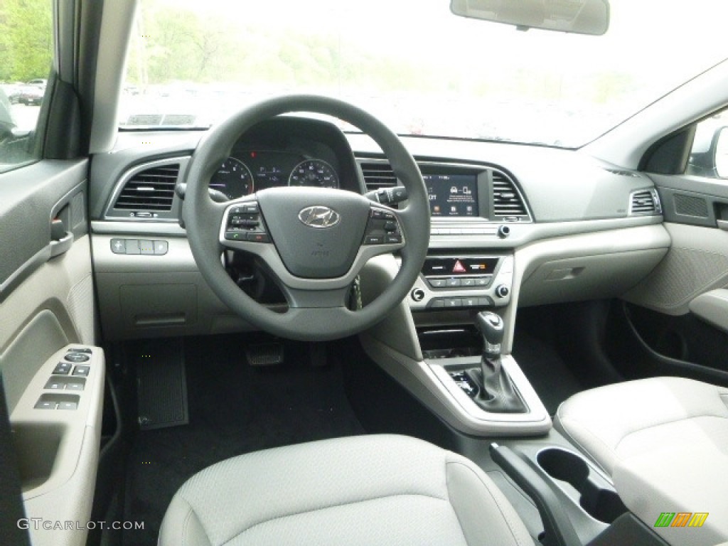 2017 Elantra SE - Gray / Gray photo #9