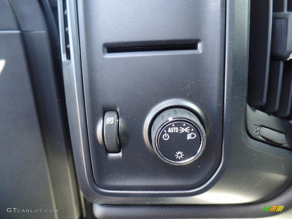 2017 Silverado 2500HD Work Truck Crew Cab 4x4 - Pepperdust Metallic / Dark Ash/Jet Black photo #25
