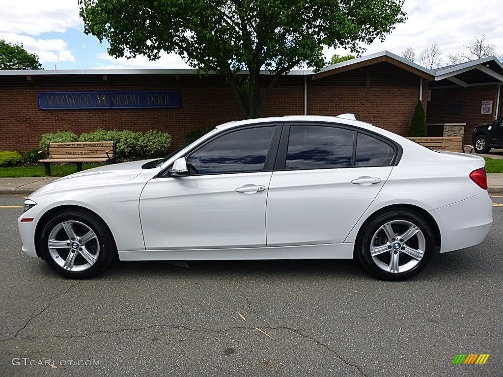 2014 3 Series 320i xDrive Sedan - Alpine White / Black photo #2