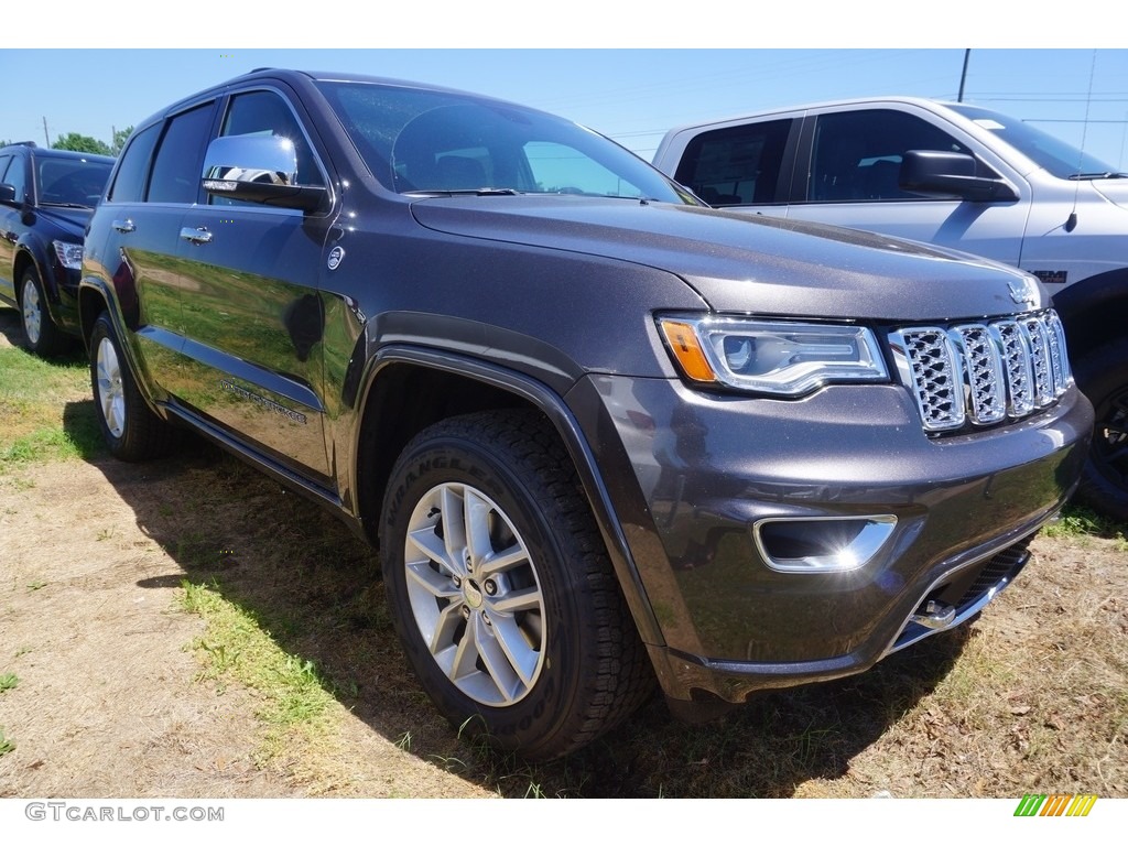 2017 Grand Cherokee Overland 4x4 - Granite Crystal Metallic / Black photo #4