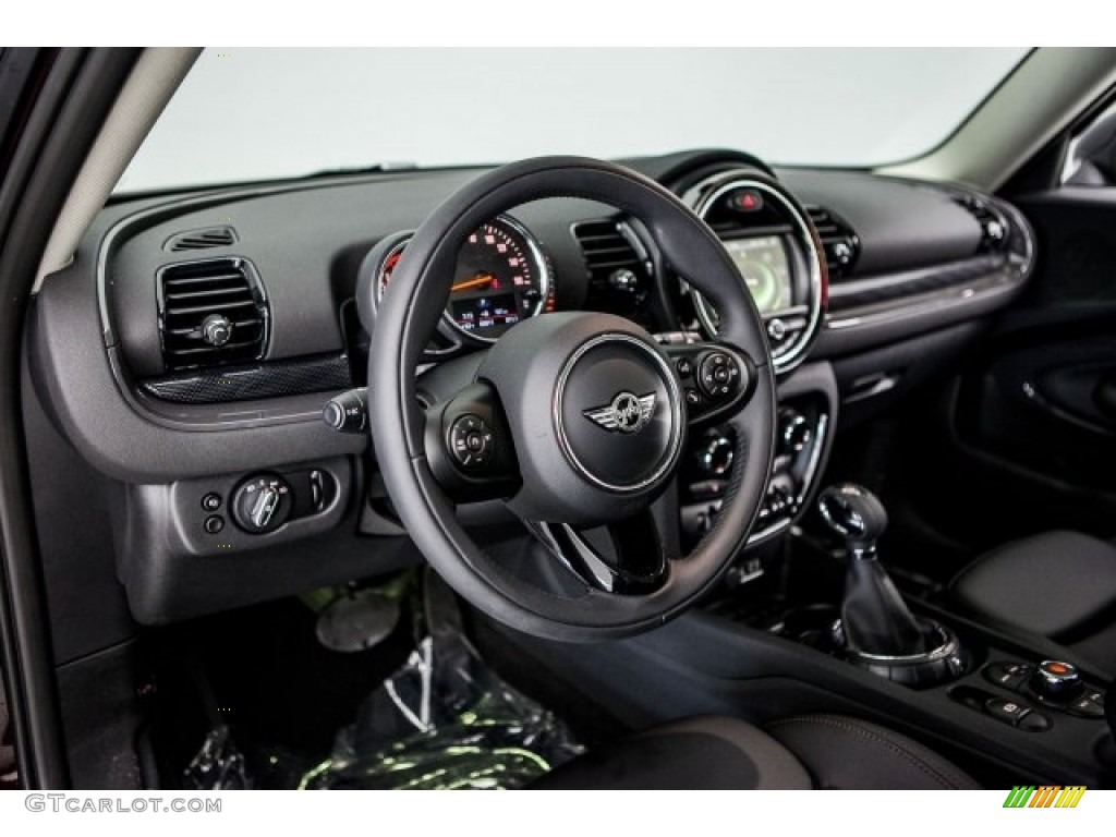 2017 Mini Clubman Cooper S Dashboard Photos