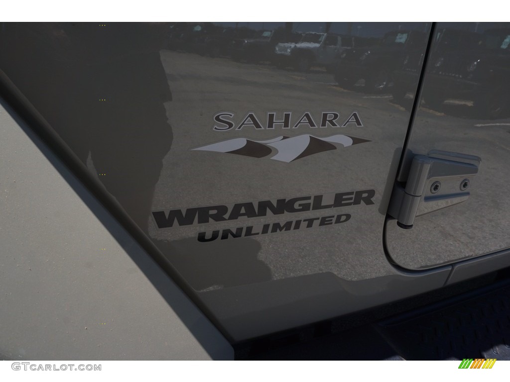 2017 Wrangler Unlimited Sahara 4x4 - Gobi / Black photo #7