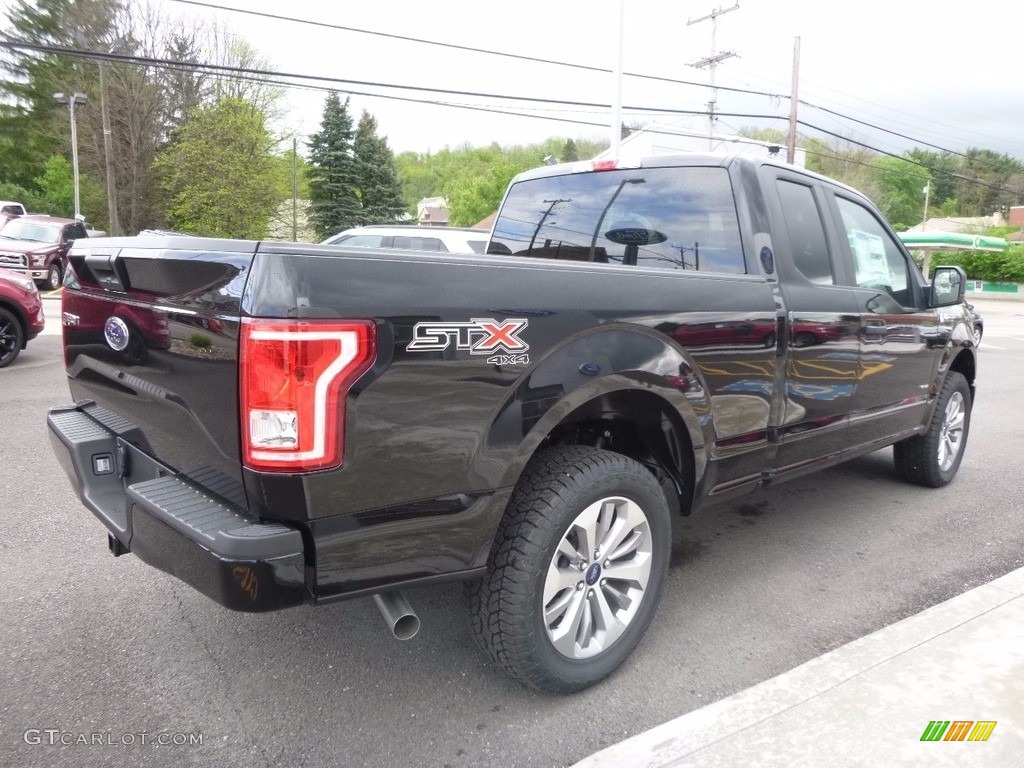 2017 F150 XL SuperCab 4x4 - Shadow Black / Black photo #6